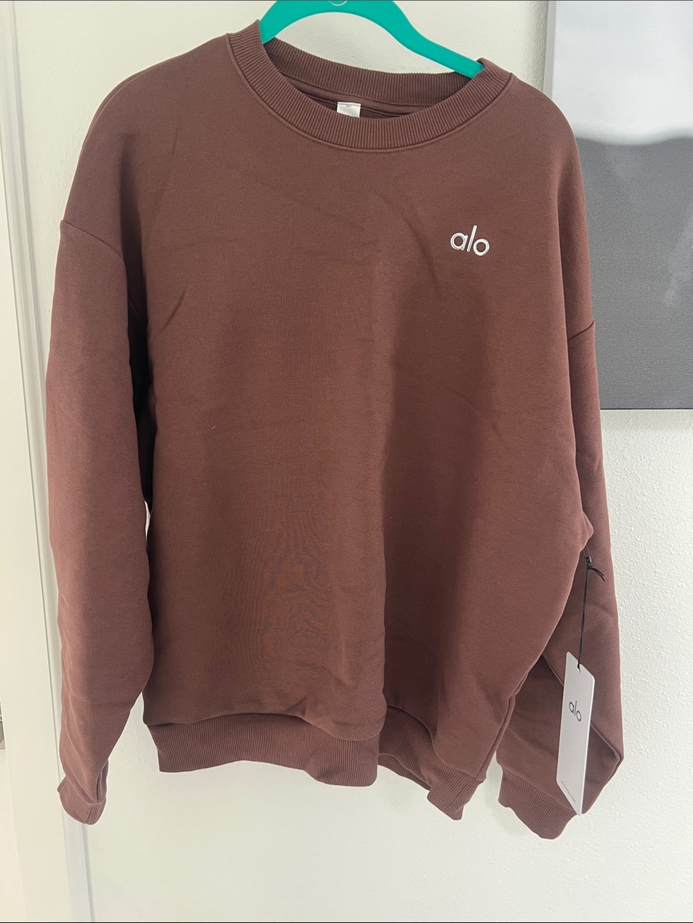 Alo Crew Neck Pullover
